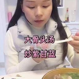 小麻瓜吃桃子视频播放全集,甜蜜瞬间，欢乐满屏