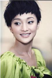 周迅吃瓜汪峰视频大全,娱乐圈的甜蜜“瓜”事